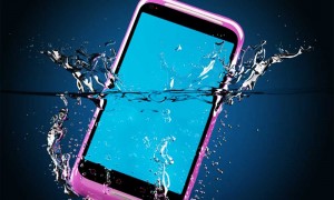 mobile-phone-in-water