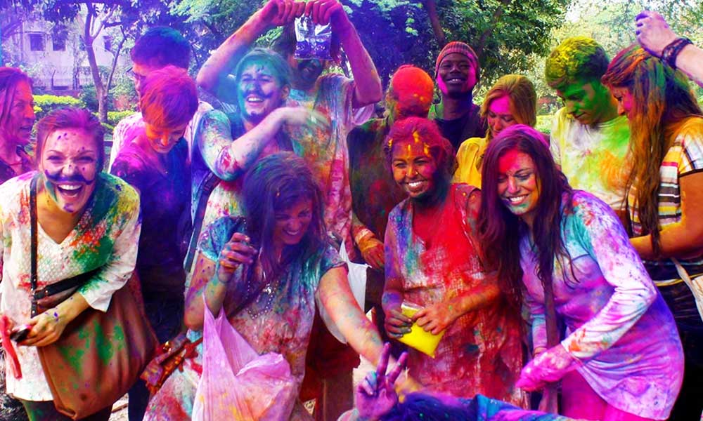 Holi Rituals To Make Money