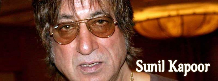 Real Name of Shakti Kapoor is Sunil Kapoor