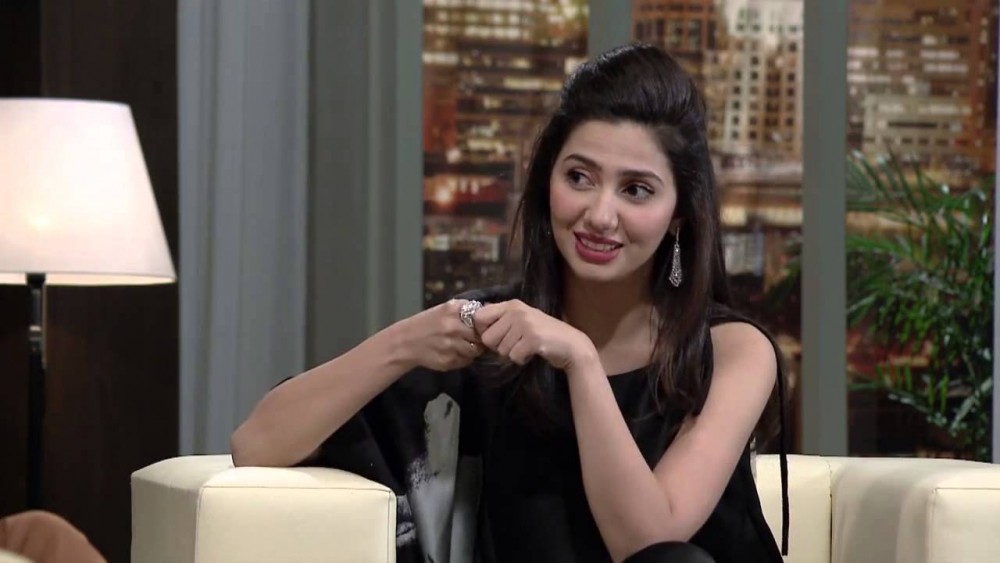 mahira-khan-hot-6