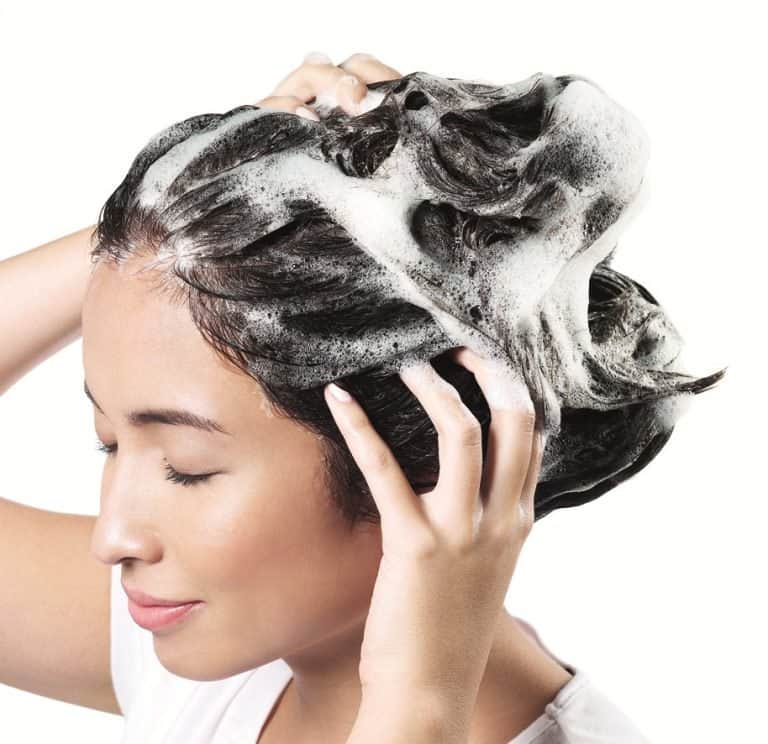 yes-adding-salt-in-shampoo-will-solve-all-your-hair-problems