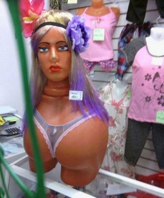 Hilarious Mannequins