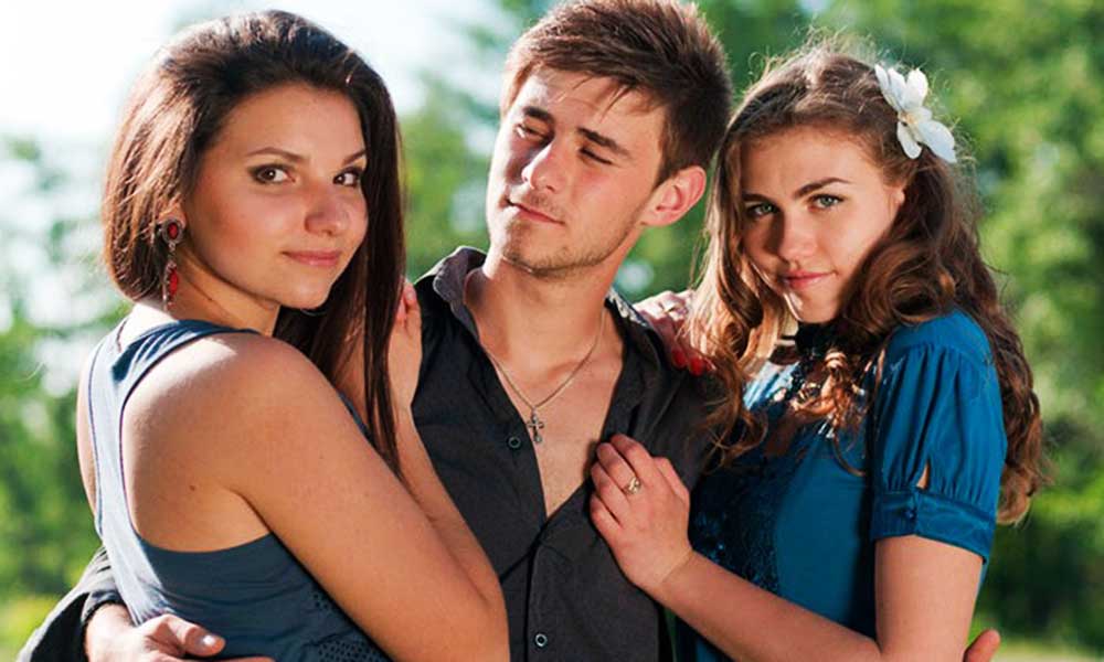 Polyamorous Relationship Where One Is Free To Date Any One 